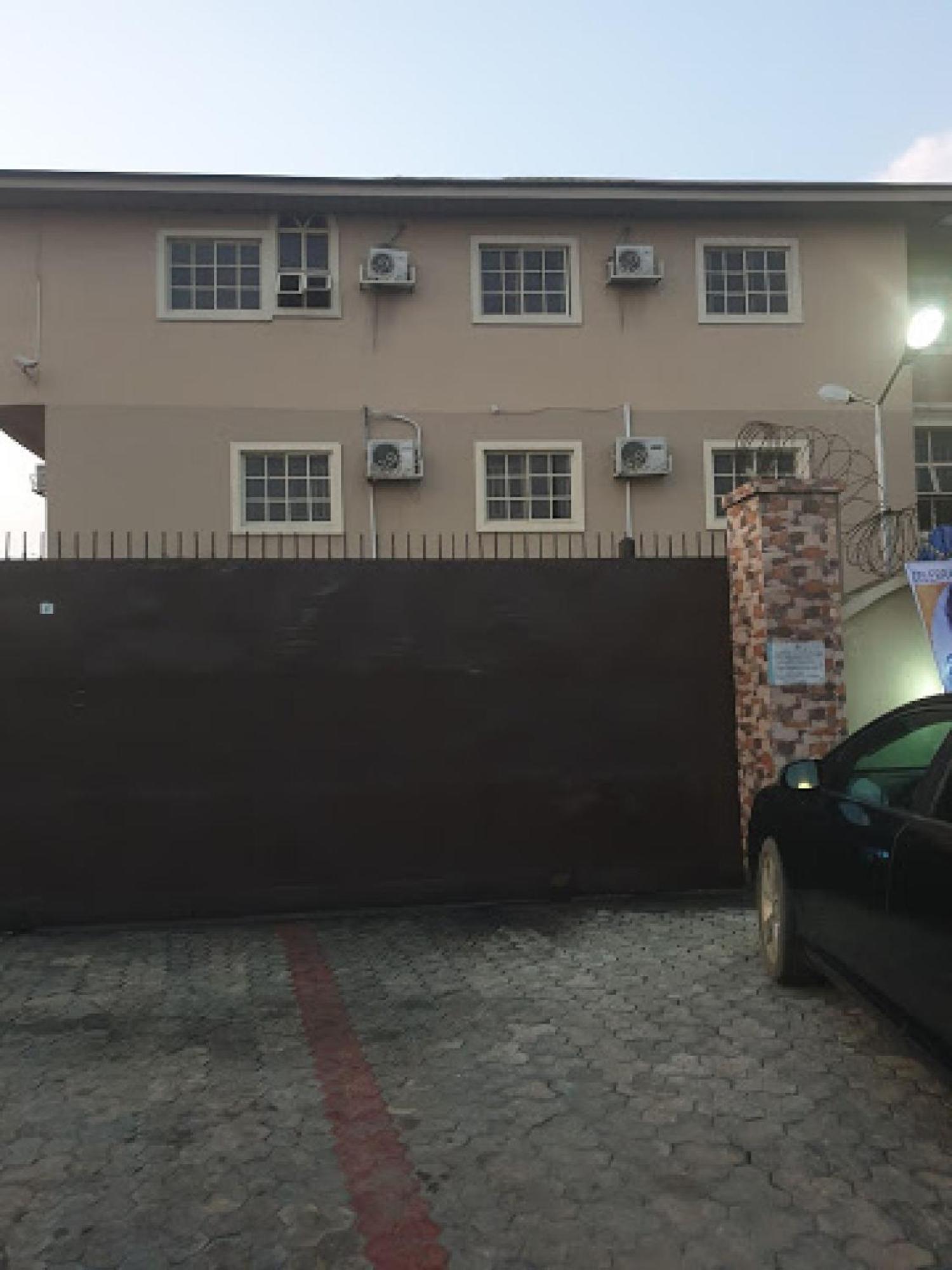 Room In Lodge - Clen-Phil Hotels And Suite Port Harcourt Exterior foto